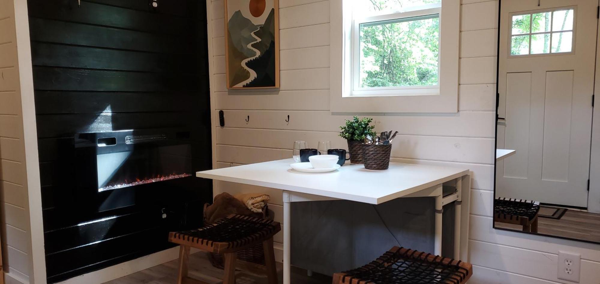 Couples Retreat: King Bed:Hot Tub:Firepit & More Blue Ridge Bagian luar foto